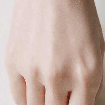 Tocobo_Vita_Waterproof_Sun_Stick_SPF50_PA_-2.gif