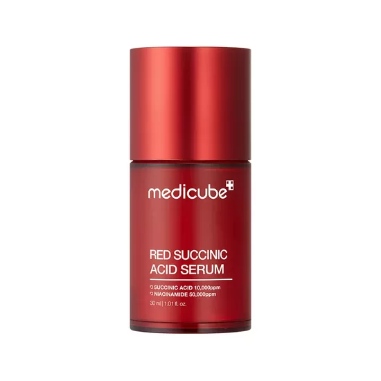 Serums ar dzintarskābi pret pinnēm un taukainu ādu Medicube RED Succinic Acid Serum