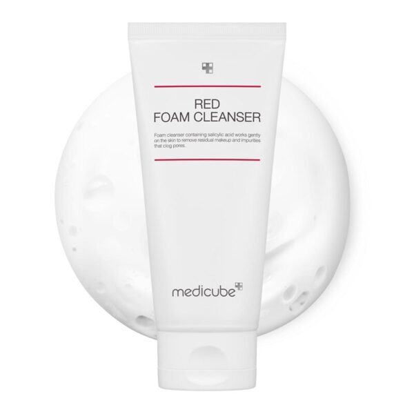 Putas problemātiskas un taukainas ādas attīrīšanai Medicube Red Foam Cleanser