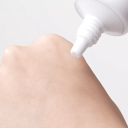 medicube_Zero_Pore_Hydrating_Sun_Serum_SPF50_PA_.gif